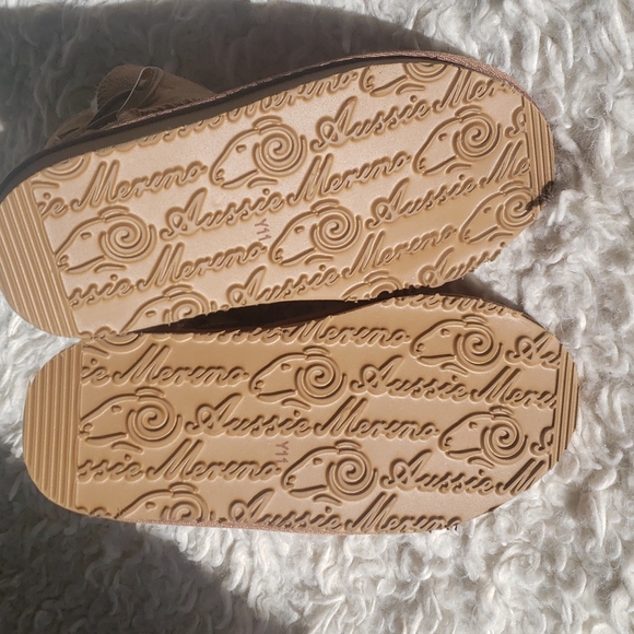 Aussie Merino Tan Short Boot Y11 NWT - Picture 6 of 7